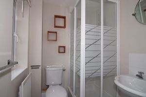 En-suite - click for photo gallery